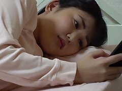 s01_ Sneaky Japanese Babe Delivers Explicit Blowjob at Office Desk