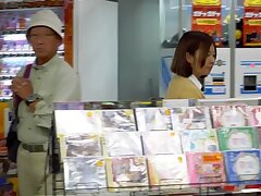 TE-233_1 Japanese Public Sex Show Ignites Passion Among Spectators