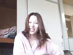 GXXD84_03 Sizzling Couriers Hot Packages Delivered Right to Your Doorstep!