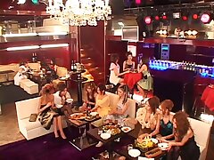 IPTD-362 Sizzling Night with a Busty Temptress Passionate Moans & Desire