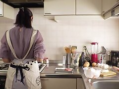 ADN-289 Dreamy Asian Beauty Satisfies With Sultry Oral Delights