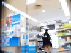 DE-18 Adorable Japanese Amateur Explores Pleasure with Toys Seductively