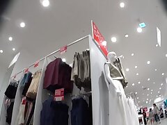 niji01 Sexy Curvy Babe Takes His Big Dick Deep In Her Pussy