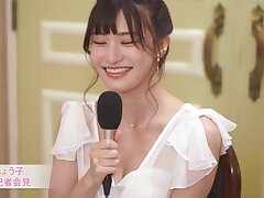 MIDV-099 Seductive Short-Haired Babe Teases Her Curly Pussy To Reach Orgasmic Ecstasy